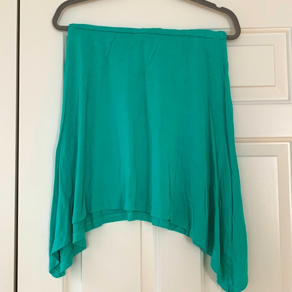 5/$30 Gap Maternity skirt. Size med